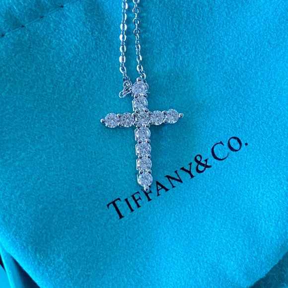 Tiffany & Co crucifix necklace clavicle chain